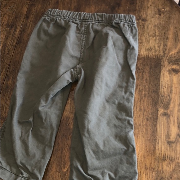 Carter’s 18mo pants - Picture 2 of 3